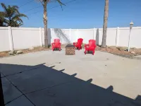 3-bedroom pool house in amazing Ontario with WiFi, AC. Start your getaway now