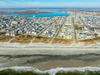 Couples retreat + Pets OK! Center of Town: Unit #2 Hoteles en Brigantine