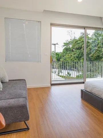 รูปภาพของMinimal Luxury Villa HUGE Garden. 10 min to Nimman