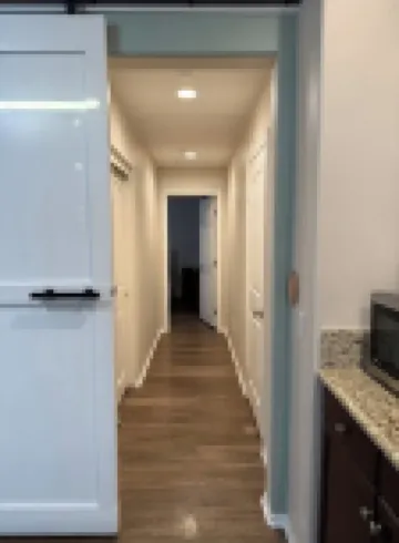 Charming 1-bedroom apart with  Sofa Bed in living room in Lake Elsinoire with AC