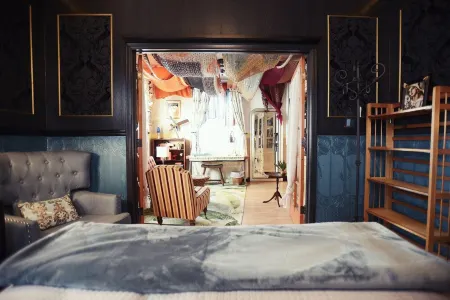 Peacock Room Jungle Lounge, Easy access and WiFi,  Berkeley Отели рядом с достопримечательностью «Калифорнийский университет»