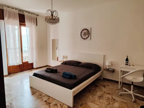 The house for groups who want to explore Eastern Sicily (Taormina, Mount Etna) Hotels in Gaggi