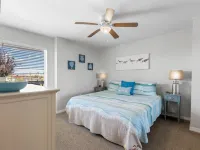 The Crane's Nest: Charming Waterfront Retreat Hotels in Cedar Key