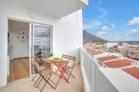 Neu Eingerichtete Ferienwohnung im Herzen von Adeje