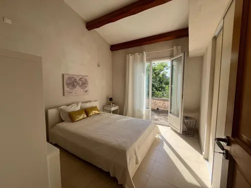 Sublime air-conditioned family villa 5 minutes from the sea.