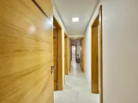 3 bedroom apartment close to the sea, next to Bassani square. Hotels near Atlântida