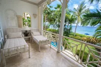 3 Bedroom Beach Front Apartment