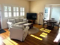 Cottage next to historical home in Lake Oswego Hotels in Lake Oswego