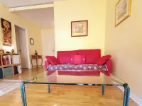 Charmant Appartement. Chambre vue sur la Tour Eiffel, Paris Hotels in Meudon