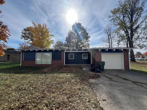 Retro Home Close to Campus