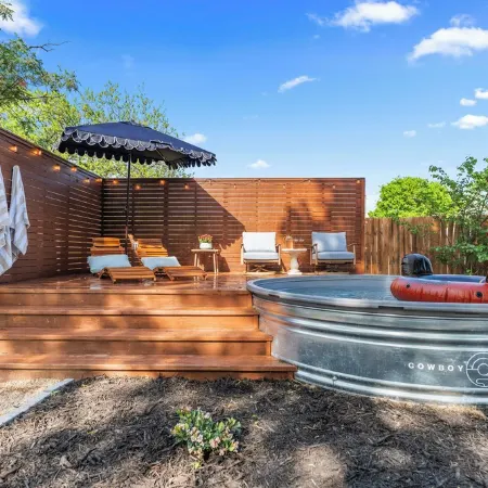 Backyard Oasis - Cowboy Pool w/ Heater & Chiller - Outdoor Projector Screen
