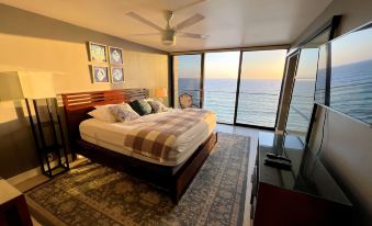 Ocean View Luxury Condo Oceanfront and Pool