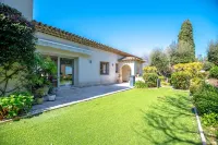 Luxury villa with infinity pool Sea view on the Gulf of Saint Tropez