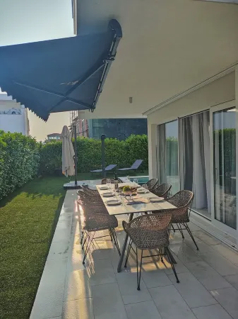 Charming 4-bedroom villa with WiFi, AC in delightful Kaštel Gomilica