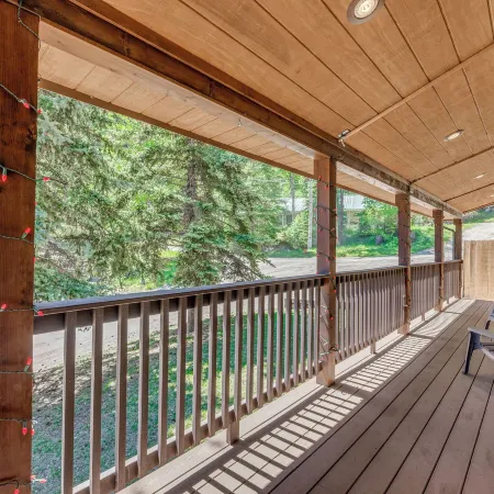 Modern Alpine Cabin 3 Miles to Ski Cloudcroft
