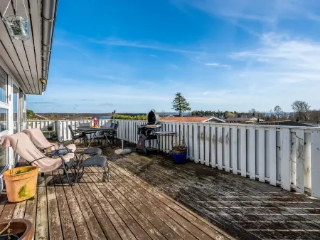 "Sylvia" - 450m from the Sea