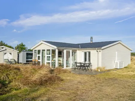 "Avelin" - 800m from the Sea