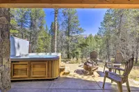Walk to Lift: Luxe Villa w/ Hot Tub in Copper Mtn -  Ferienhäuser