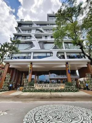 Royal Bishnu Hotels in Berhampore
