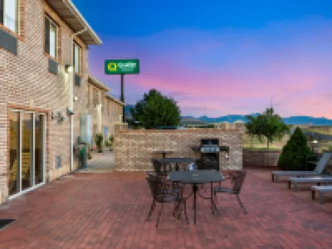 Quality Inn & Suites Fillmore I-15 Hotels in Fillmore