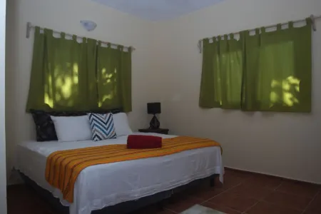 Beautiful walking distance to the beach