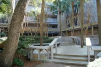 Oceanfront Premium Villa, 2BD/2BA master suites, Pool access, Resort Privileges
