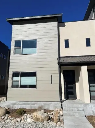 Escape the City, Venture to the Mountains! STR25-077