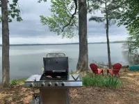 Lake house, amazing view, hot tub