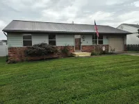 Pointer Palace Hotels in Lawrence County