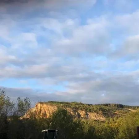 Hillside Stay near Coo Fall