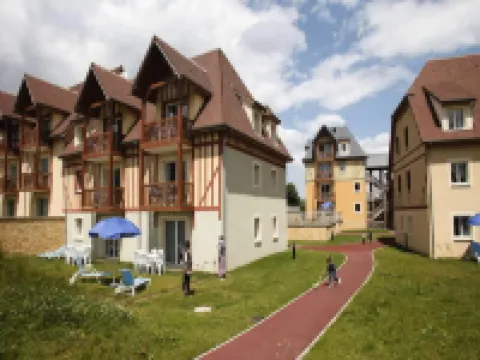 The Deauville Farm apartment Hotels in Saint-Arnoult