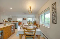 Modern Creekside Home 9 Mi to Downtown Denver - spa