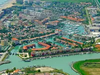 Relaxing Coastal Stay in Lido Altanea