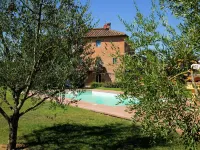 Villa in Cortona with Pool & Garden -  case vacanza in affitto