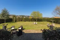 10 minutes from the beach, strategically located "Villa il Castellaccio"