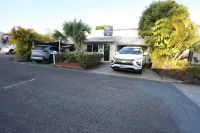 Kallangur Motel - parking