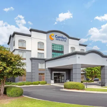 Comfort Inn & Suites Greenville Near East Carolina University