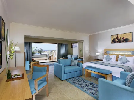 Mövenpick Waterpark Resort & Spa Soma Bay Отели в г. Qesm Safaga