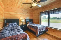 3 Mi to St Lawrence River Spacious Ranch Home - Wifi