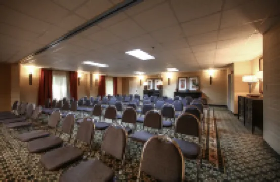 Holiday Inn Express & Suites ATLANTA-EMORY UNIVERSITY AREA by IHG