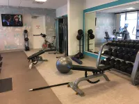Crowne Plaza VENTURA BEACH by IHG - Gym