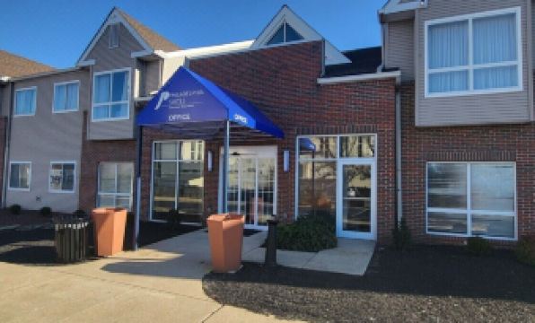 Philadelphia Suites-Extended Stay