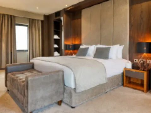 DoubleTree by Hilton Belfast City Ten Square Hotels in Belfast