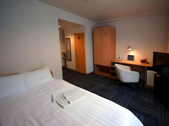 New Station Hotel