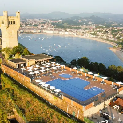 Mercure San Sebastián Monte Igueldo Hotels near Comb of the Wind (Eduardo Chillida, 1976)