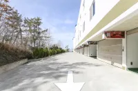 Yeongam Pool Self Check-in Hotel