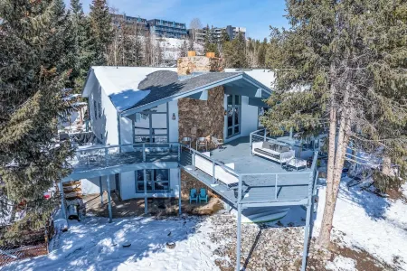 Lakefront/Sauna/Game Room/10 Min to Keystone/20 Min to Breck/Walk toAmphitheater