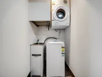 Comfy Lakeside 1-Bed with Secure Parking
