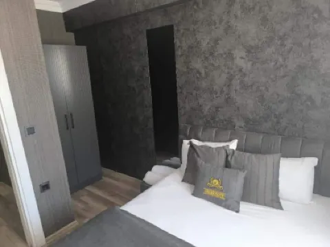 エリート レジデンス プラス Buca Stadium周辺のホテル