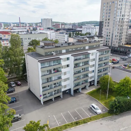 1BR Downtown Apartment with Balcony